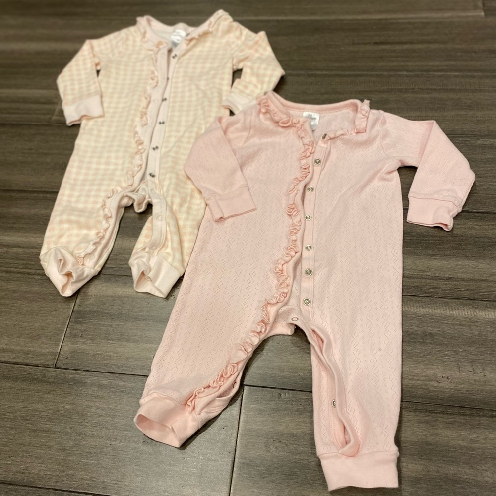 Baby girl onesies size 12 months pink and white - Picture 3 of 12